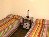 Schlafzimmer mit Doppelbett