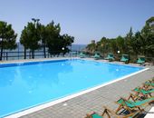 Feriendorf mit Pool in Camerota, Cilento