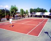 Tennis Field in dem Camping