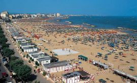 Spiaggia della Riviera Adriatica Romagnola Spiaggia della Riviera Adriatica Romagnola