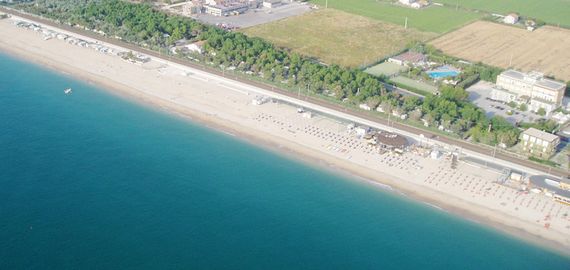 Camping Pineta, in den Marken