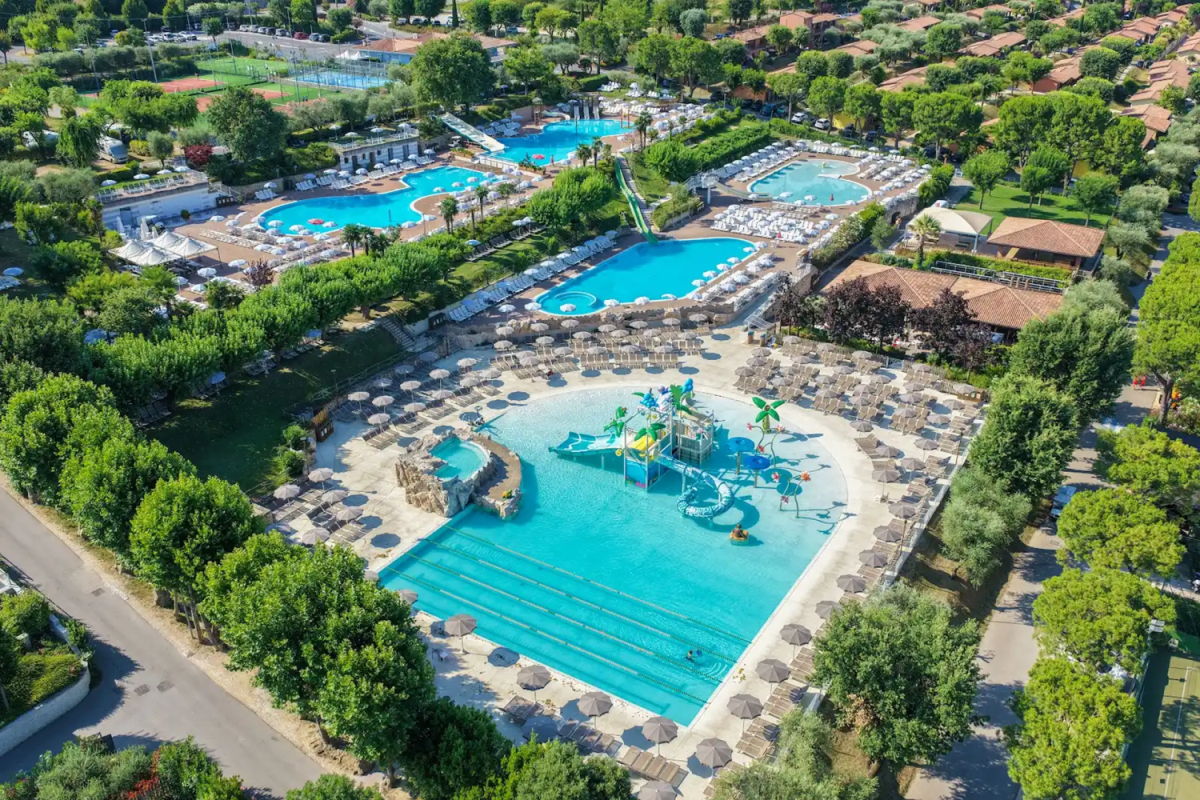 Camping Piani di Clodia