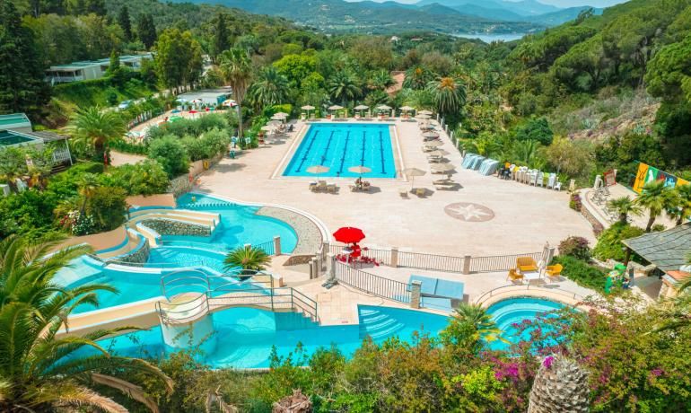 Pakiet Deluxe Chalet ze SPA i promem w cenie