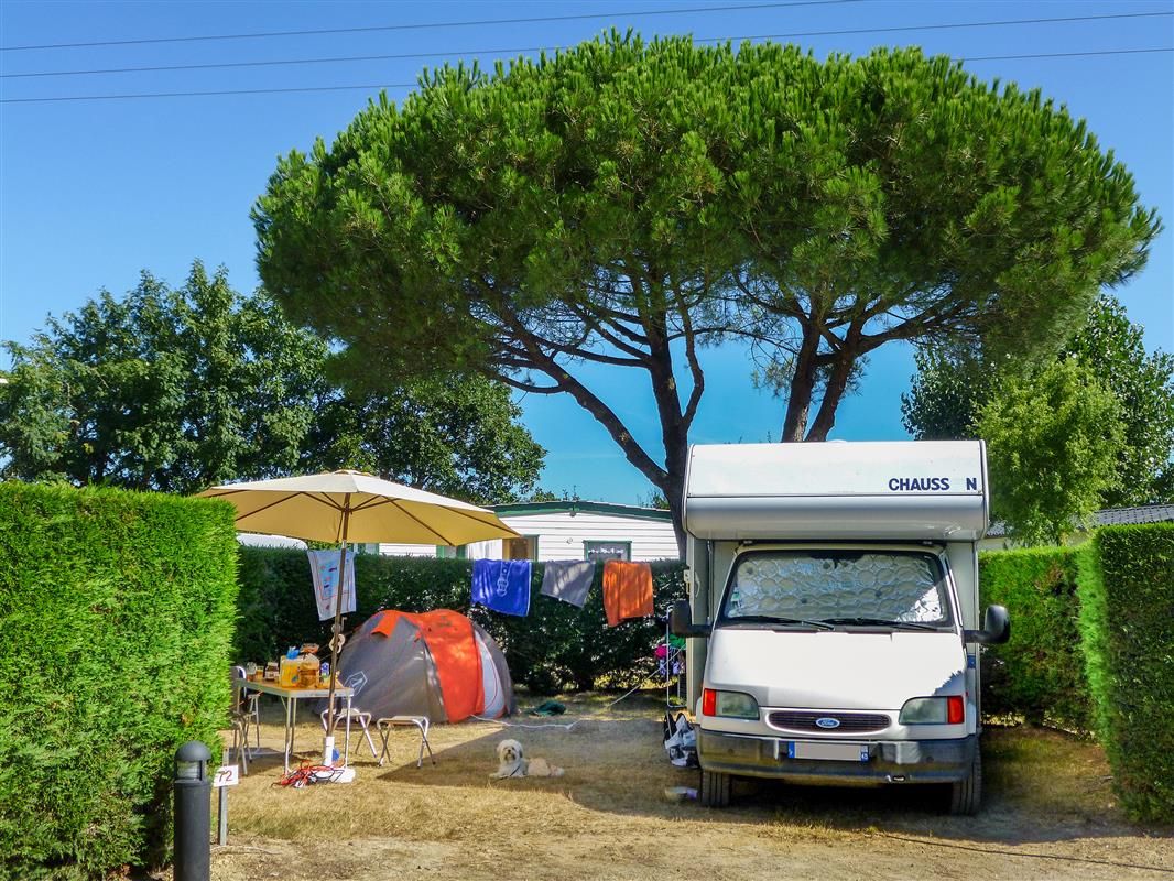 emplacement caravan