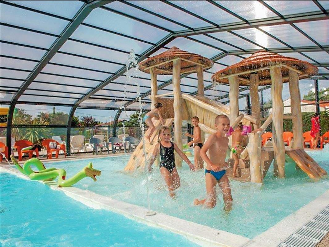 Piscine couverte