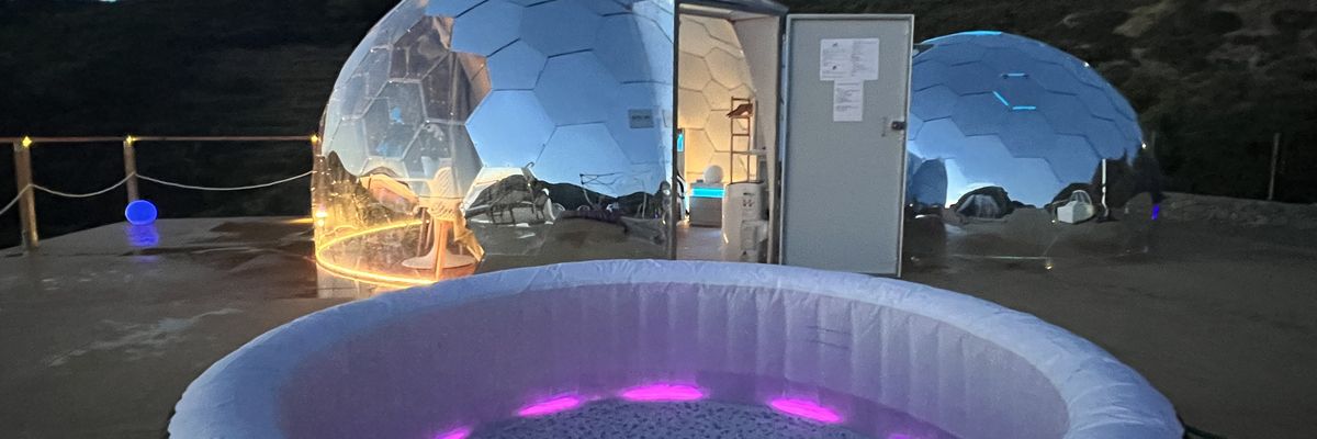 Palmaria Sky Bubble Room