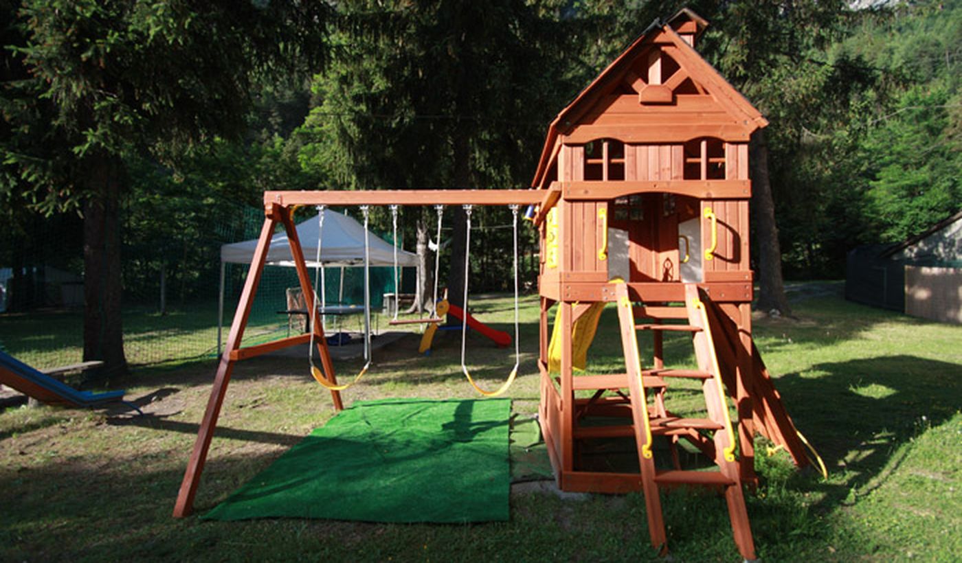 Camping con parco giochi