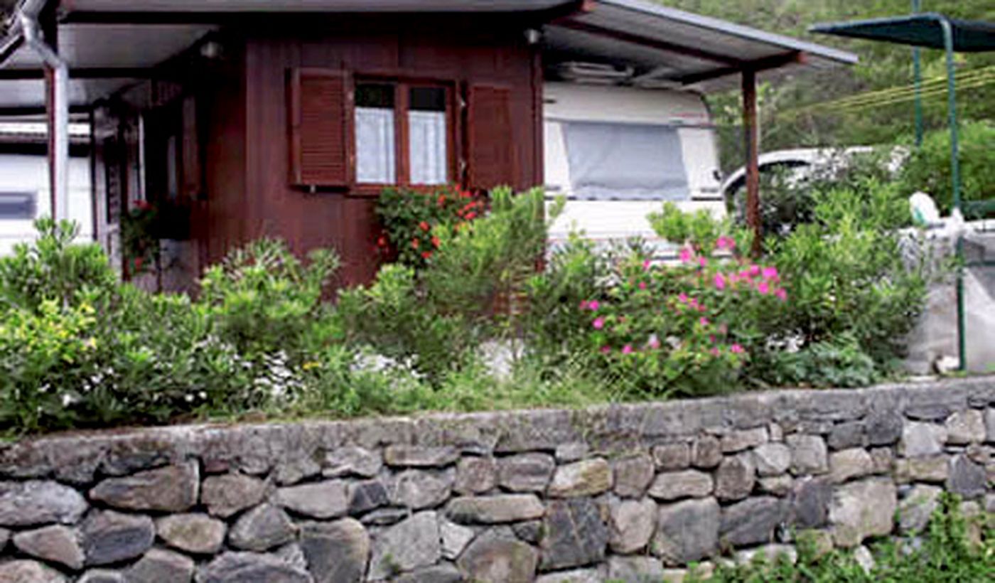 Caravan i Camping Village