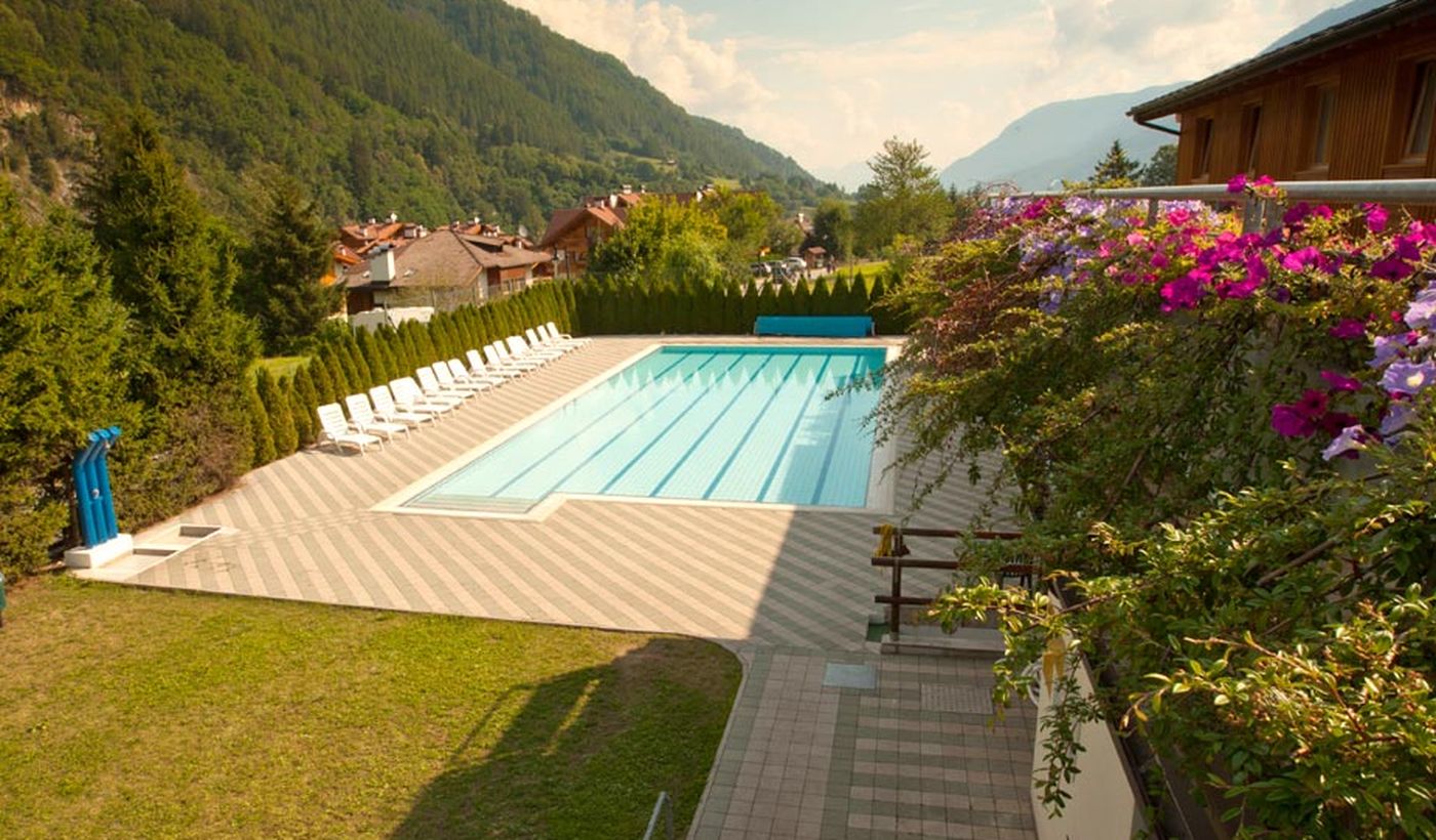 Camping with swimming pool, Trentino