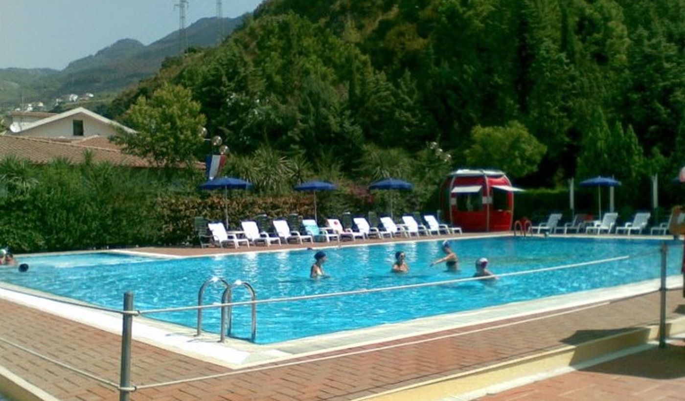 Camping with Swimming Pool
