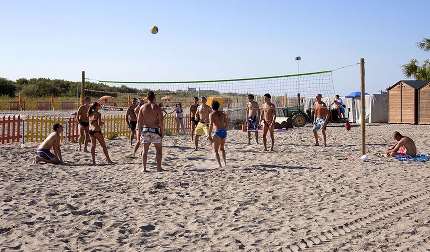 Beach volley sulla spiaggia
