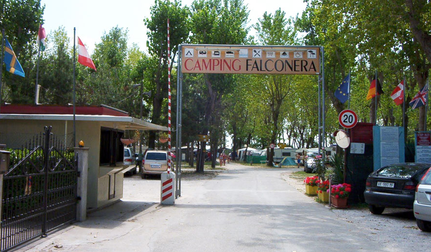 Camping Falconera