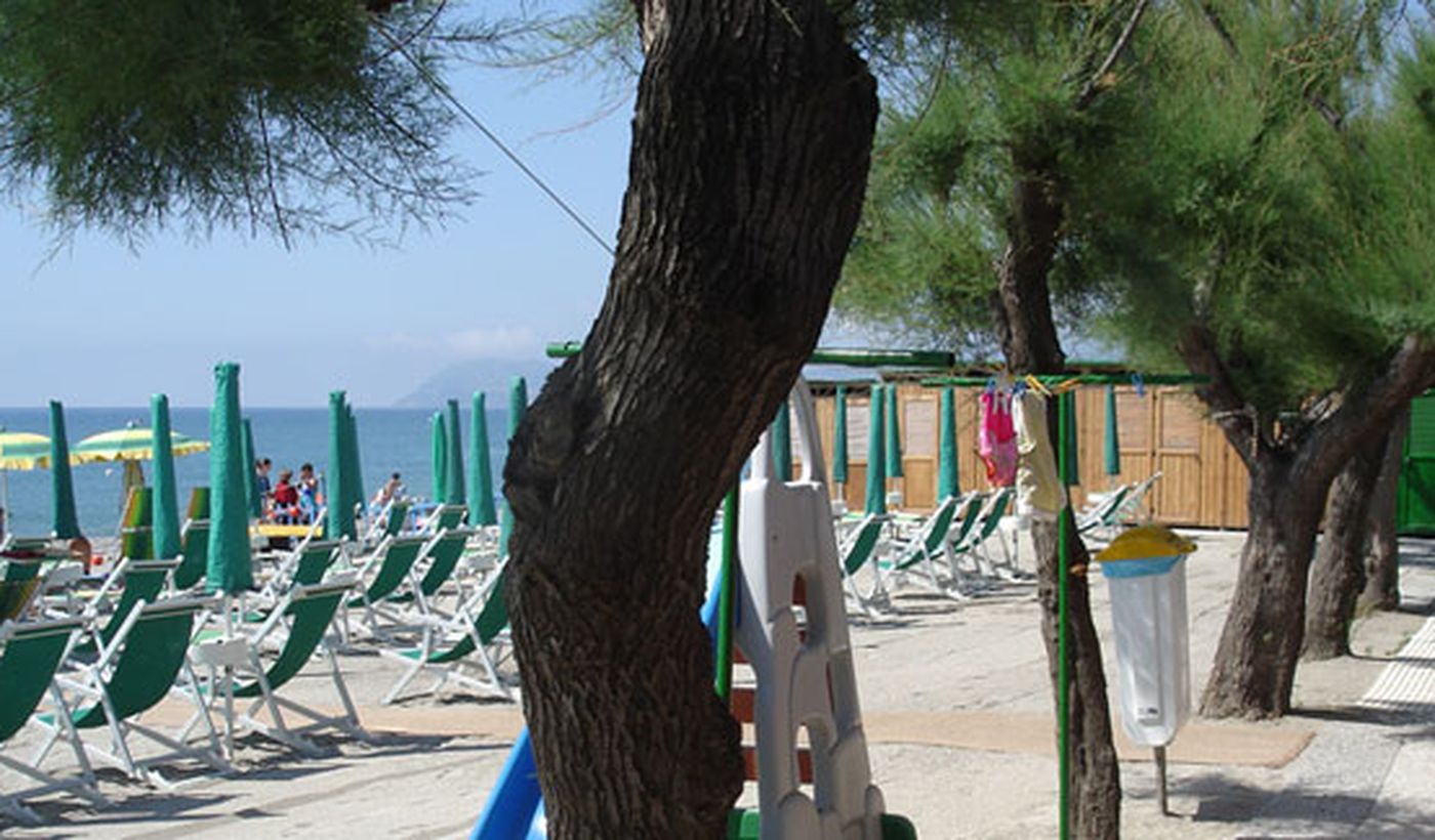 Spiaggia del camping village in Liguria