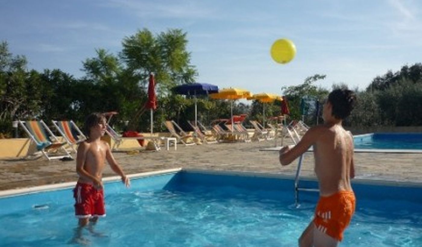 Camping e Parco Vacanze Bella Vista