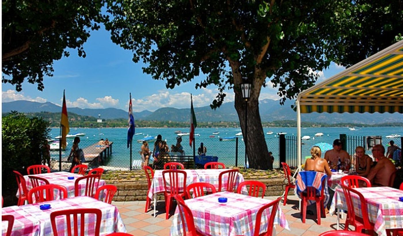 Camping mit Restaurant in Manerba del Garda