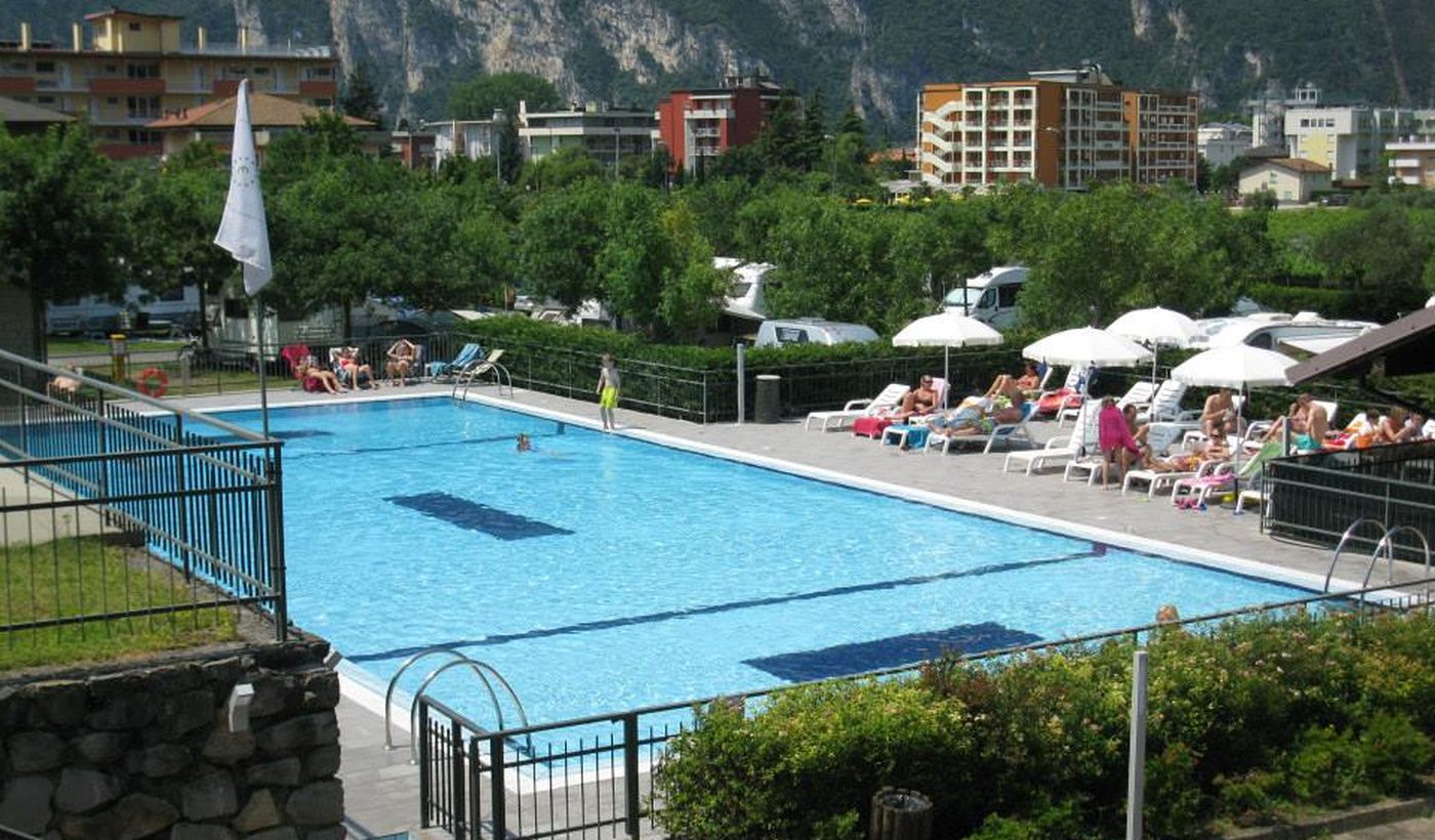 The swimming pool of Camping Brione