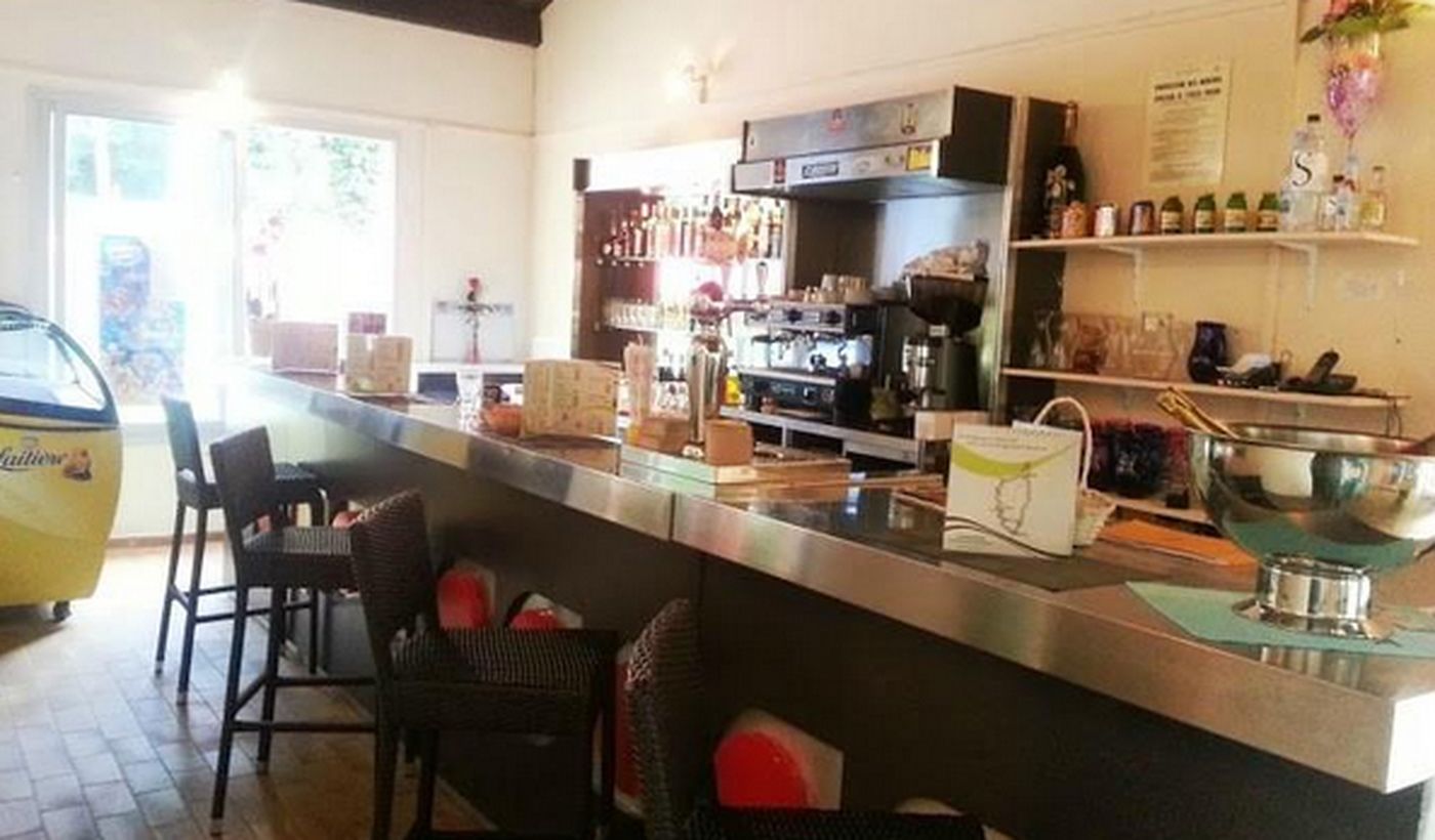Snack Bar