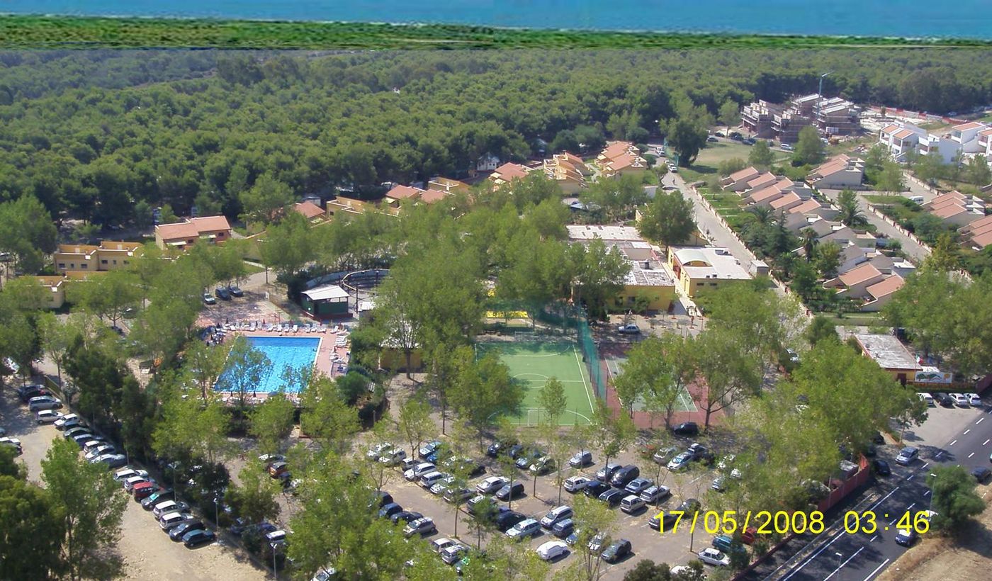 Aerea Metapontum Village