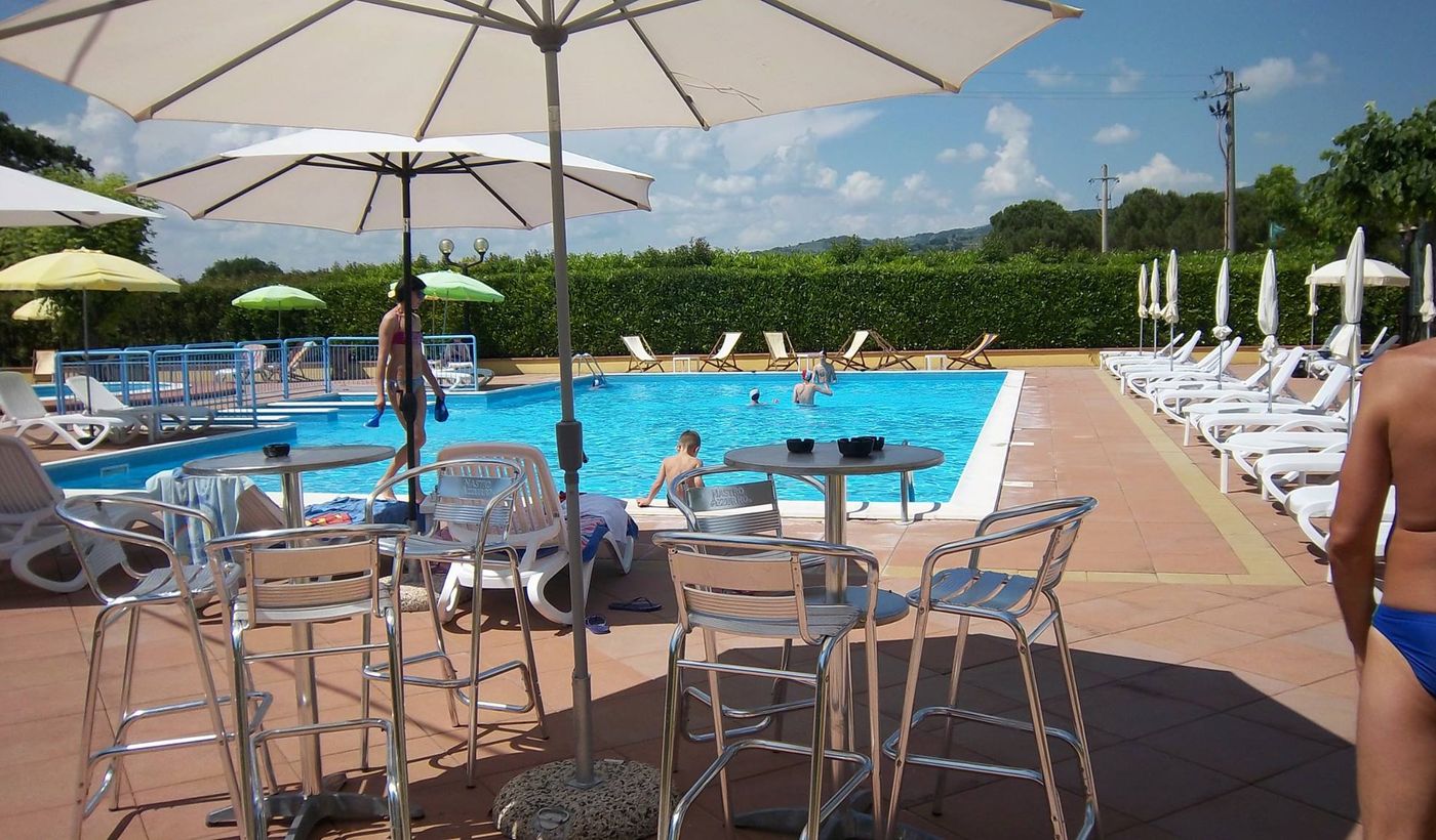 Camping Village mit Pool in Assisi