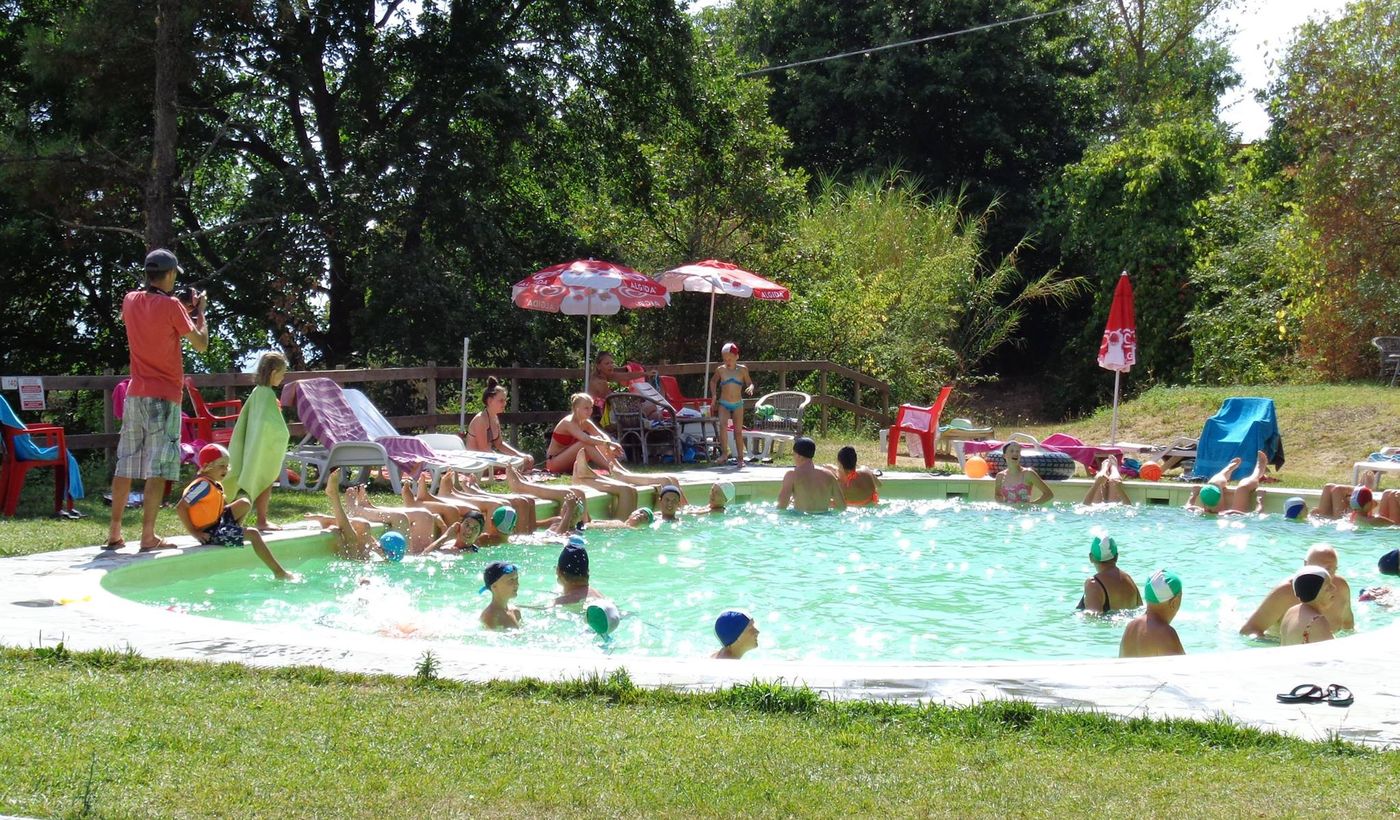 Camping with Pool in Capraia e Limite, Florence