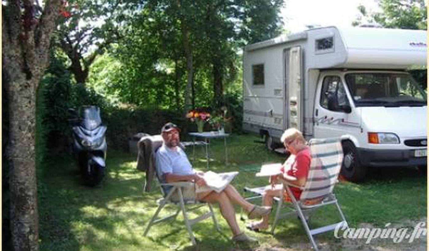 Camping de La Plage, Occitanie, Camping Saint Cirq Lapopie
