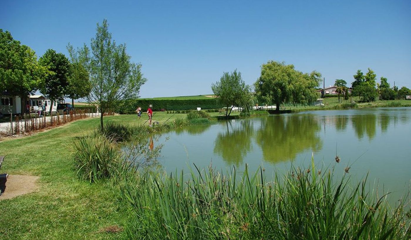 Le Camping De La Baie De Chandorat