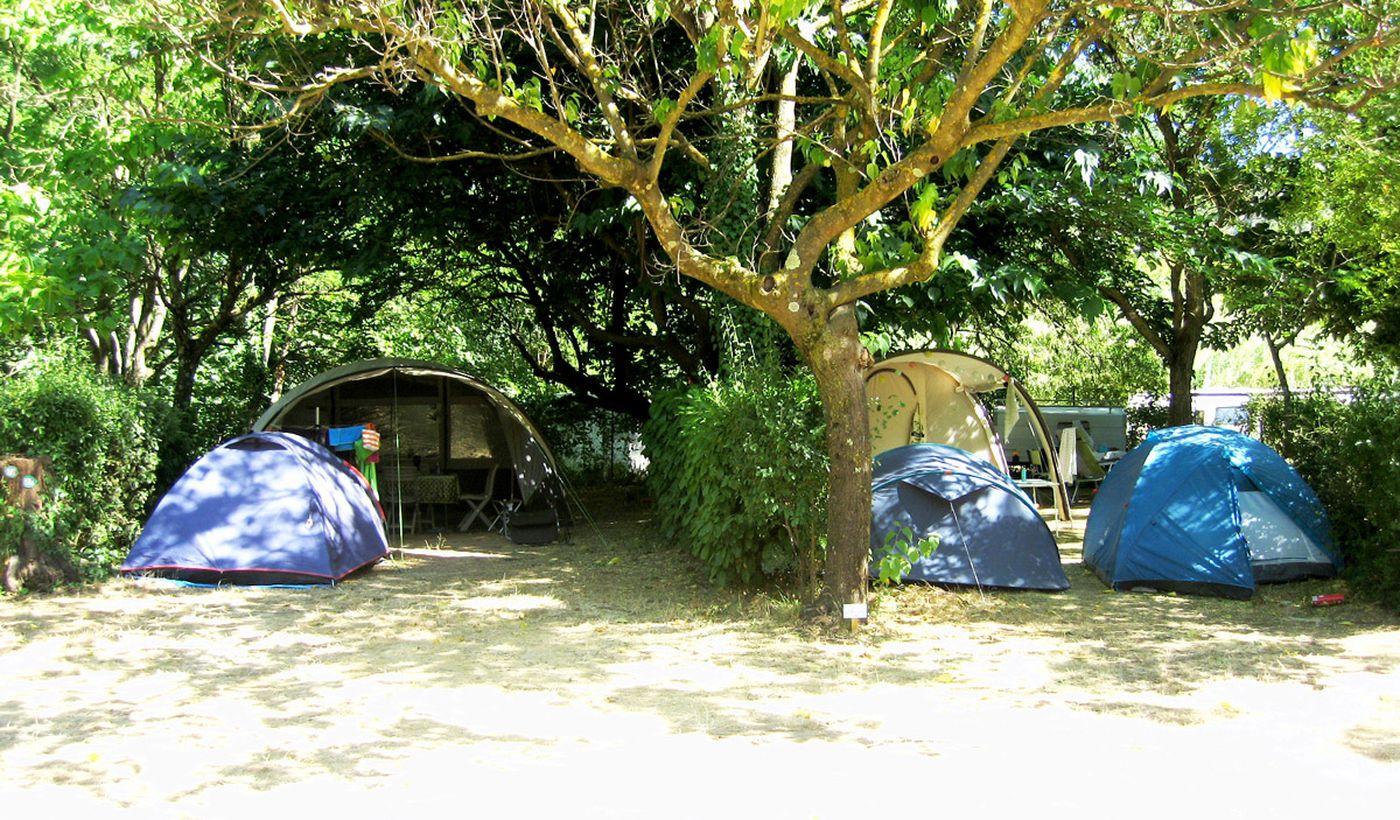 Camping Les Tomasses