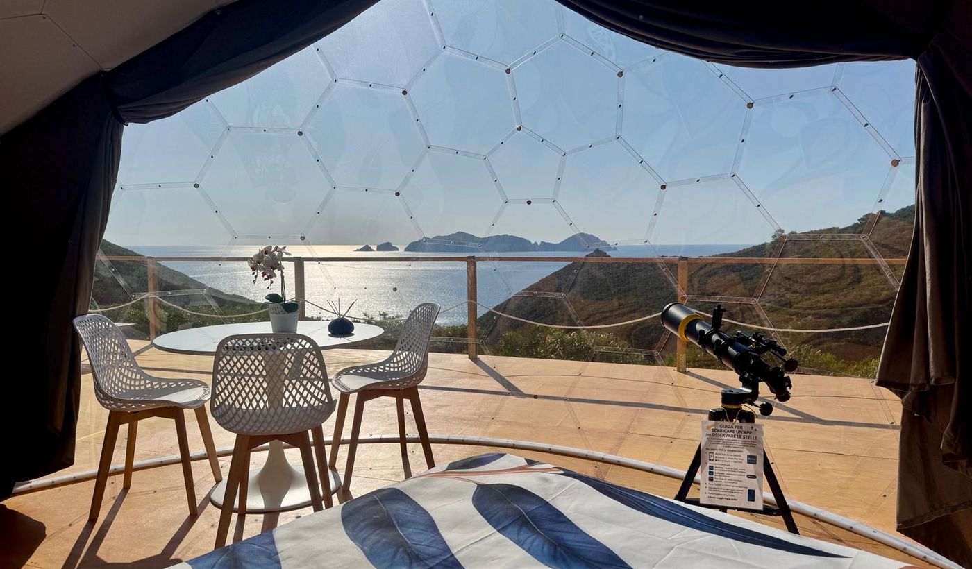 Palmaria Sky Bubble Room