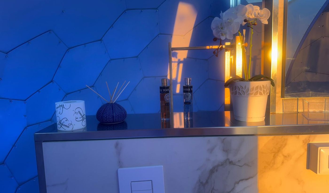 Palmaria Sky Bubble Room