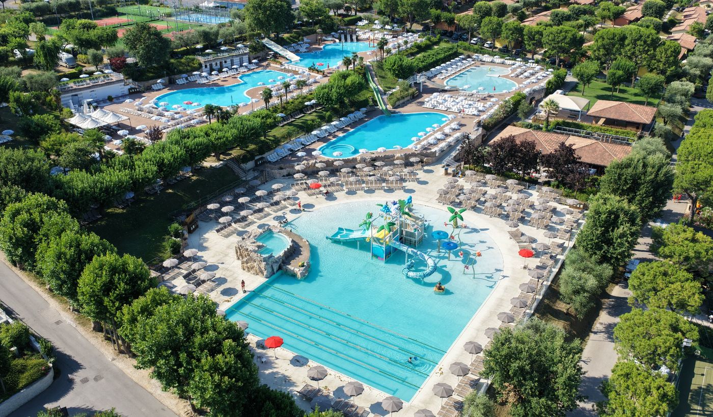 Camping Piani di Clodia