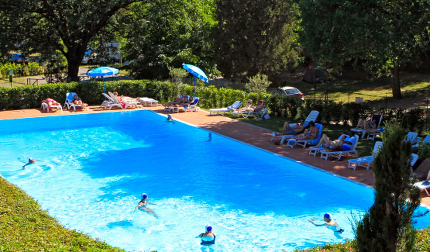 The swimming pool at the camping