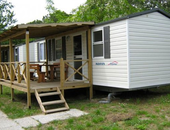 Camping mit bungalows und mobile home