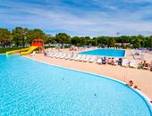 Camping mit Pool am Gardasee
