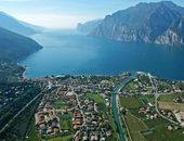 Feriendorf in Nago-Torbole, am Gardasee