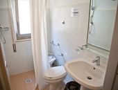 Bungalow standard: Das Badezimmer