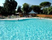Camping Village mit Pool in Tirrenia, Pisa