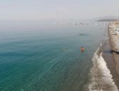 Touristisches Dorf auf dem Meer in Kalabrien