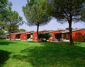 Die Bungalows auf dem Campingplatz in Venetien