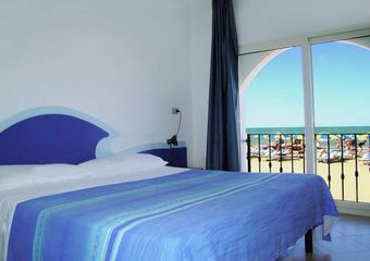 Camera da letto vista mare Camera da letto vista mare