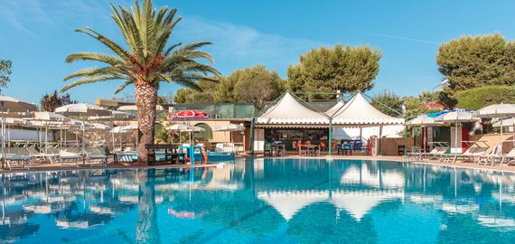 Camping Residence mit Pool in Apulien