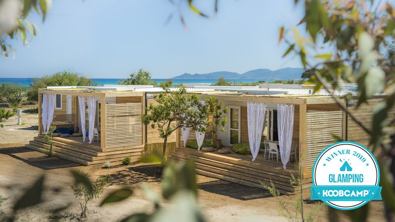 Les 10 meilleurs Camping Villages italiens pour Glamping 2019: le Tiliguerta Glamping & Camping Village de Muravera (CA) gagne.