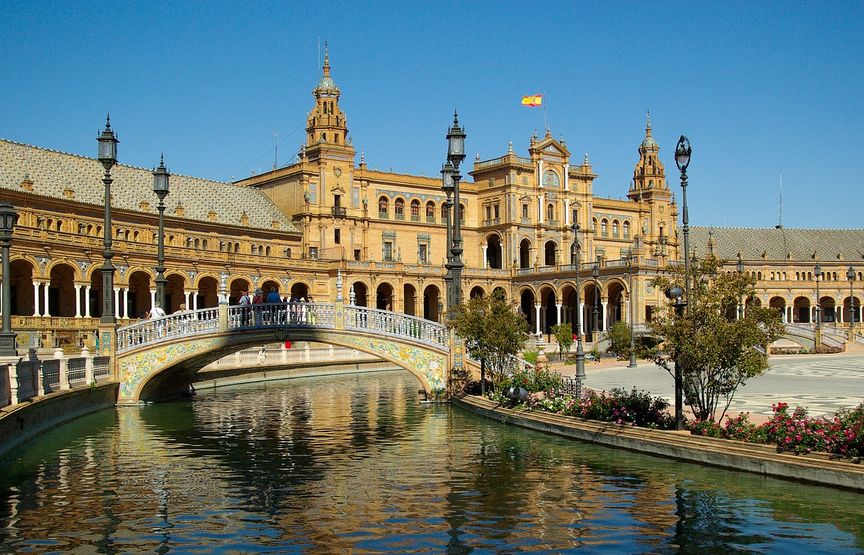 Campeggi a Siviglia tra flamenco e tapas